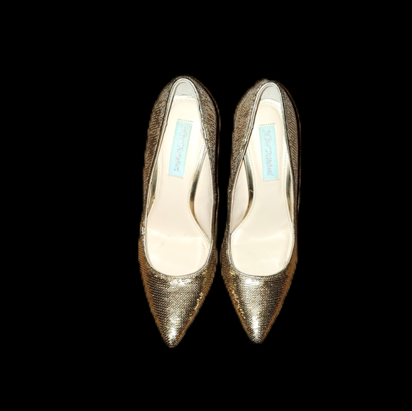 Betsey Johnson Glittering Gold Pumps - Picture 2 of 6